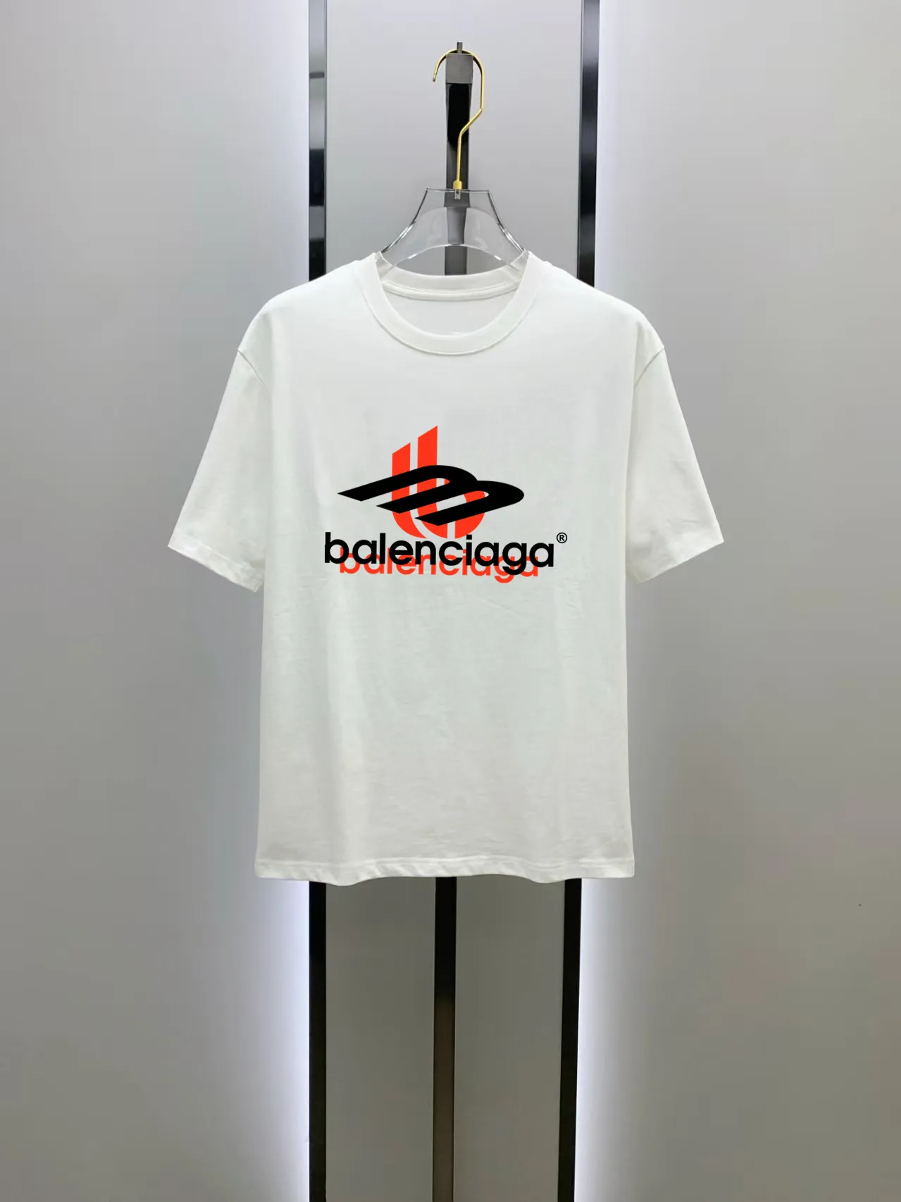 # 2026 New Arrival New Arrival T Premium ！ logo Premium 250 . . . . . ！ ！ ：Black。White！ Sizes： S M L XL XXL ：50 52 55 58 61 ：69 71 73 75 77 ：48 50 53 56 58 ：22 22.5 23 23.5 24 ， 1-3CM
